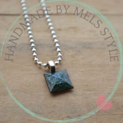 Handgemaakte ketting Meez