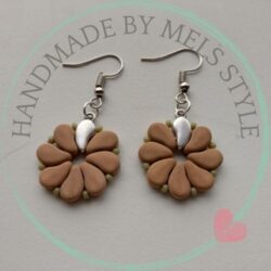 Handgemaakte oorbellen flowers