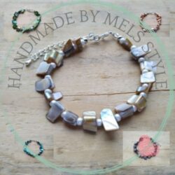 Handgemaakte armband schelpkraal Marly